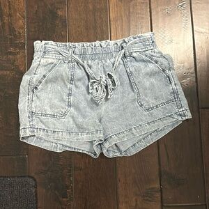 elastic waist jean shorts